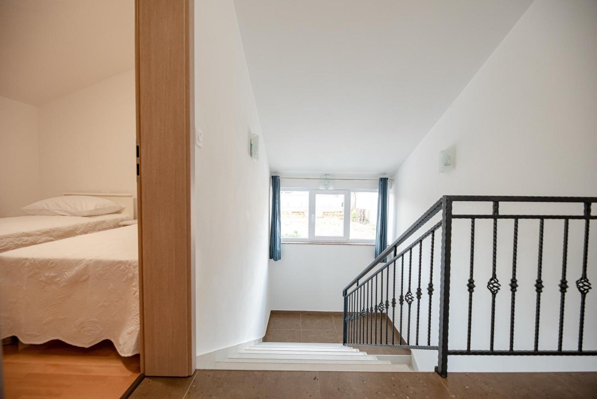 Olive Bridge Villa Maslenica Extérieur photo